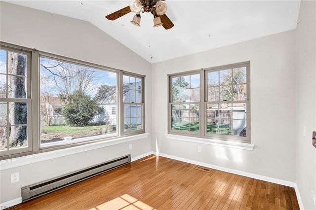 1227 Moyer RD, Newport News, VA 23608