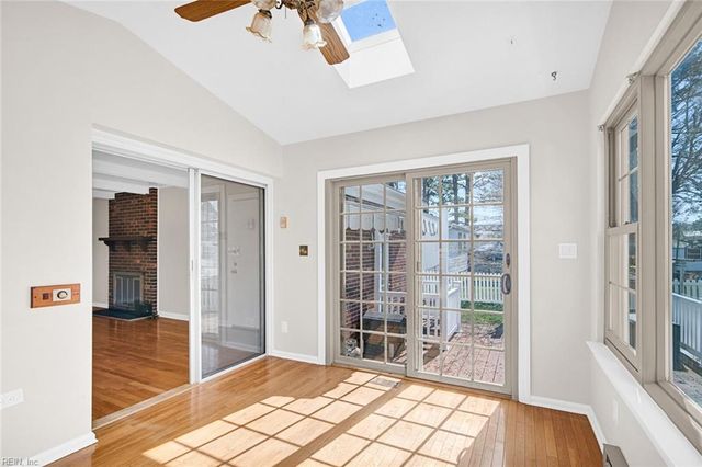 1227 Moyer RD, Newport News, VA 23608