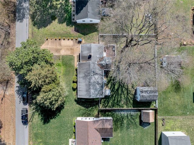 1227 Moyer RD, Newport News, VA 23608