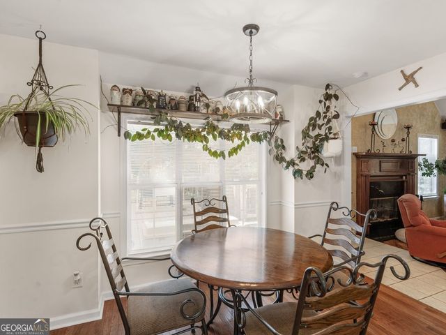 300 Farm View Court, Locust Grove, GA 30248