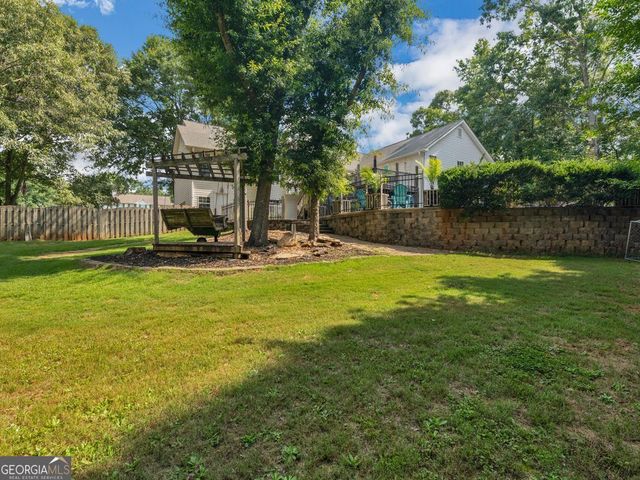 300 Farm View Court, Locust Grove, GA 30248
