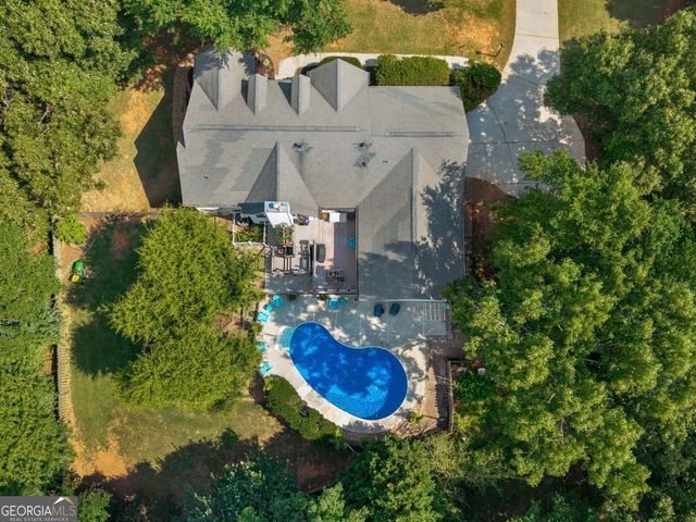 300 Farm View Court, Locust Grove, GA 30248