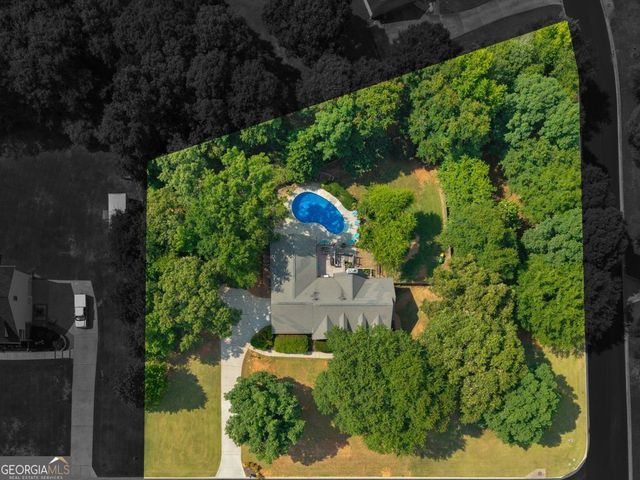 300 Farm View Court, Locust Grove, GA 30248