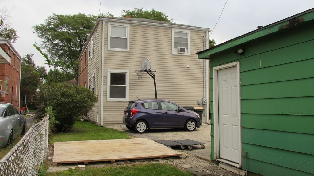 404 Marshall Avenue, Bellwood, IL 60104 — photo 2