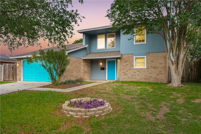 2825 Vancouver Dr, Corpus Christi, TX 78414