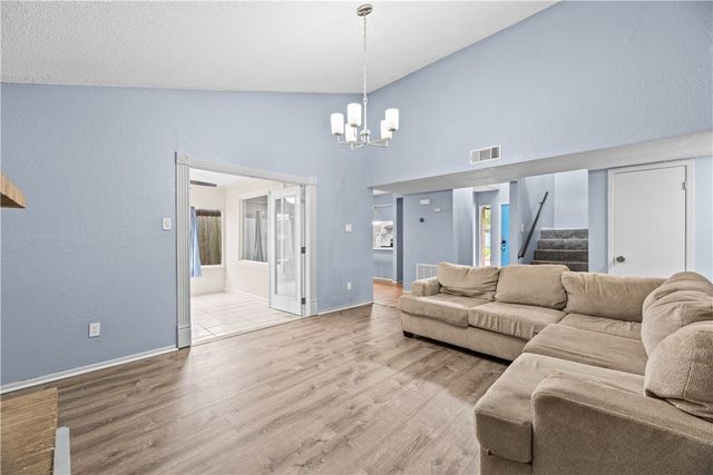2825 Vancouver Dr, Corpus Christi, TX 78414
