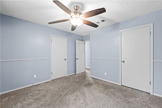 2825 Vancouver Dr, Corpus Christi, TX 78414