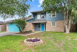2825 Vancouver Dr, Corpus Christi, TX 78414