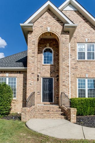 1701 Fallen Acorn Ct, Murfreesboro, TN 37129