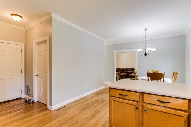 1701 Fallen Acorn Ct, Murfreesboro, TN 37129