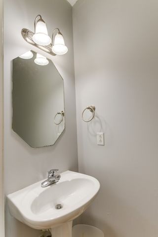 1701 Fallen Acorn Ct, Murfreesboro, TN 37129