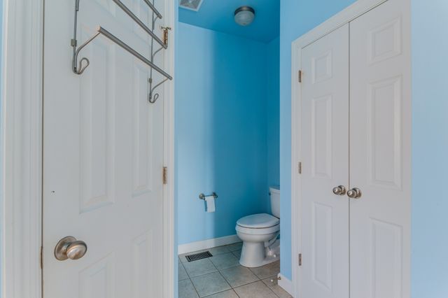 1701 Fallen Acorn Ct, Murfreesboro, TN 37129