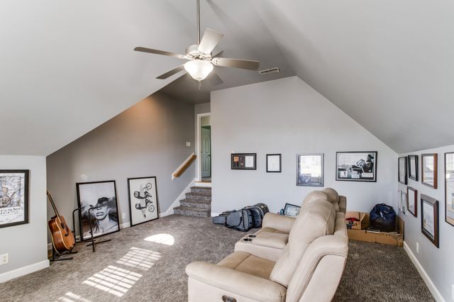 1701 Fallen Acorn Ct, Murfreesboro, TN 37129