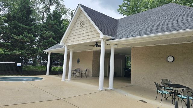 1701 Fallen Acorn Ct, Murfreesboro, TN 37129