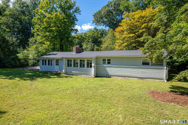 9 Old Hickory Lane, Branford, CT 06405