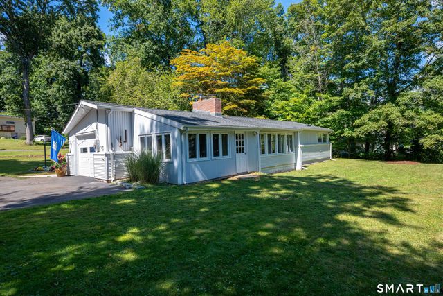 9 Old Hickory Lane, Branford, CT 06405