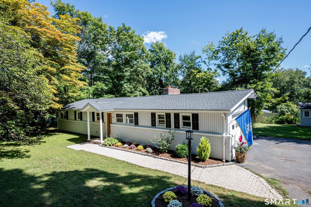 9 Old Hickory Lane, Branford, CT 06405