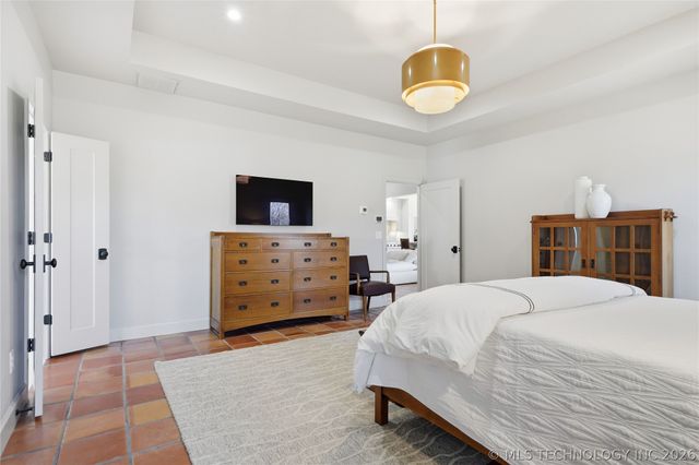 679 W 113th Court S, Jenks, OK 74037