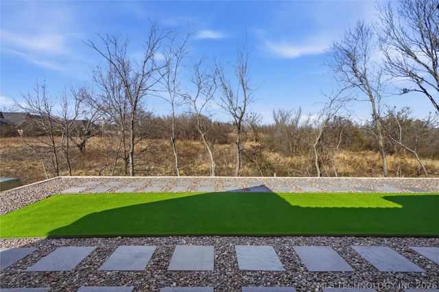 679 W 113th Court S, Jenks, OK 74037