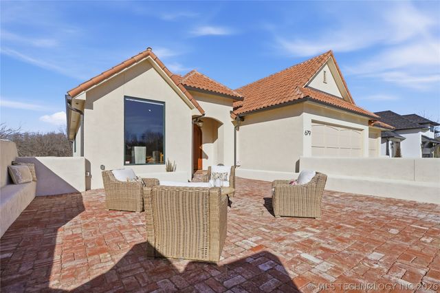 679 W 113th Court S, Jenks, OK 74037