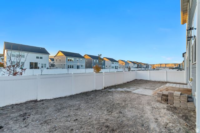 5073 N FOLKSTONE DR, Eagle Mountain, UT 84005