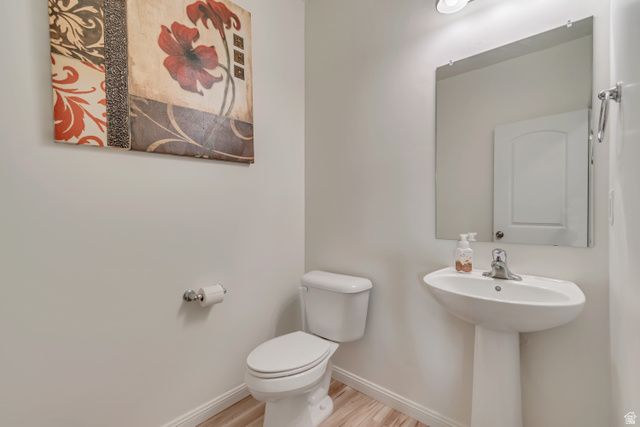 5073 N FOLKSTONE DR, Eagle Mountain, UT 84005