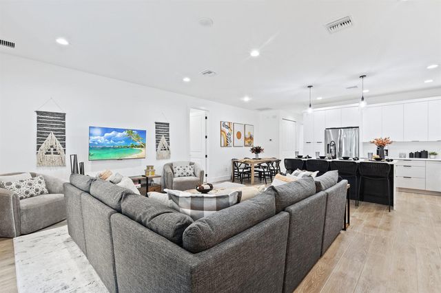 601 SW 3rd Street, Delray Beach, FL 33444