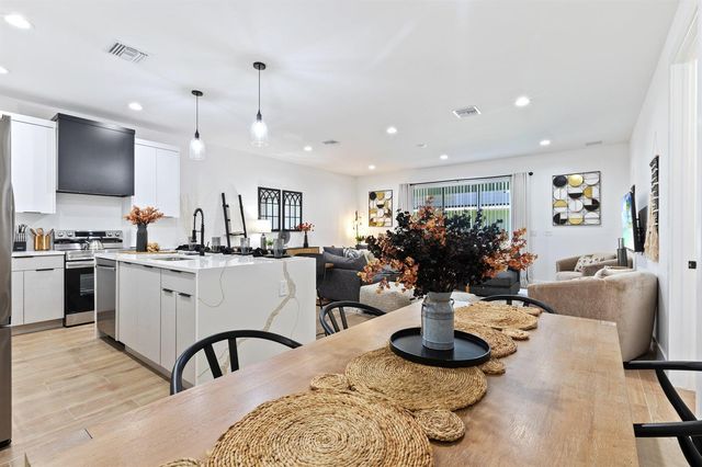 601 SW 3rd Street, Delray Beach, FL 33444