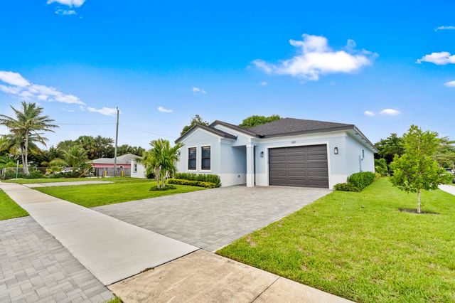 601 SW 3rd Street, Delray Beach, FL 33444