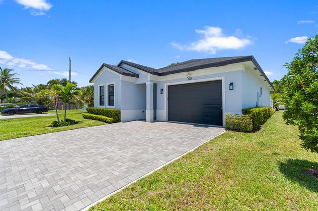 601 SW 3rd Street, Delray Beach, FL 33444