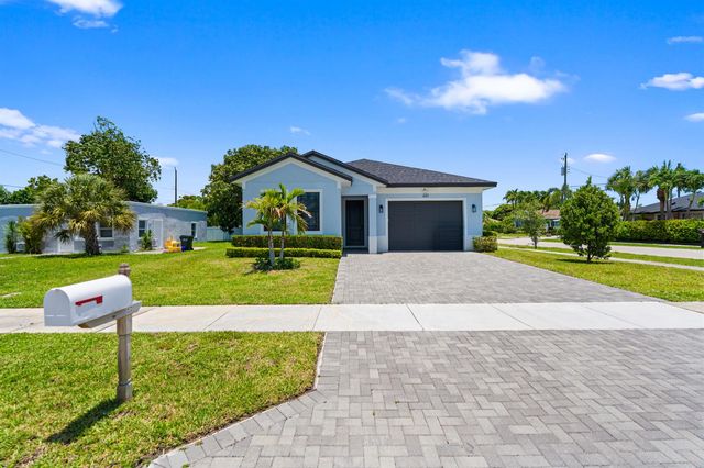 601 SW 3rd Street, Delray Beach, FL 33444