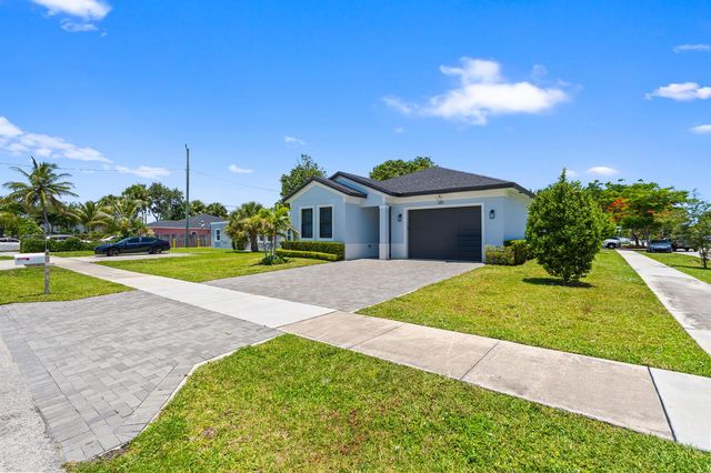 601 SW 3rd Street, Delray Beach, FL 33444