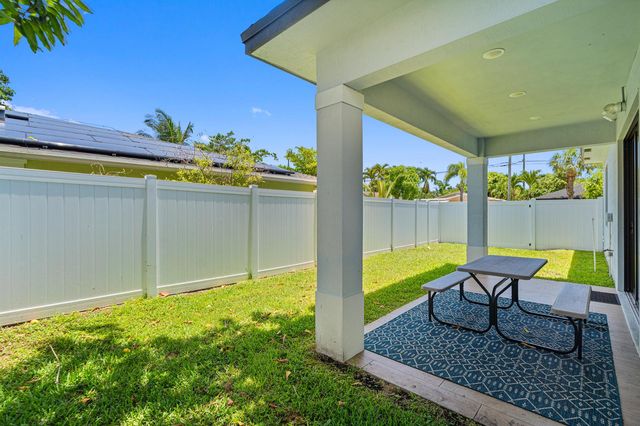 601 SW 3rd Street, Delray Beach, FL 33444