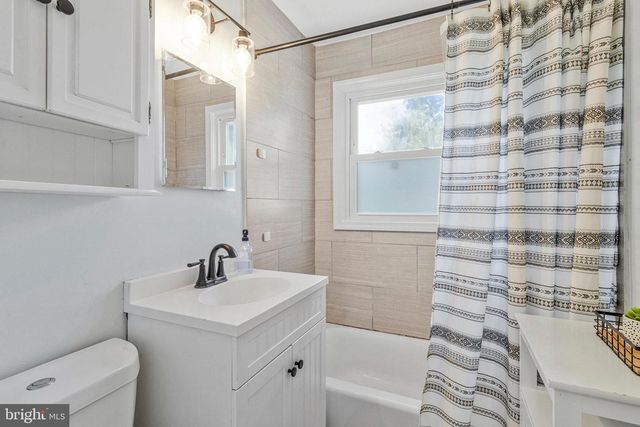 6928 UNIVERSITY DR, Alexandria, VA 22307