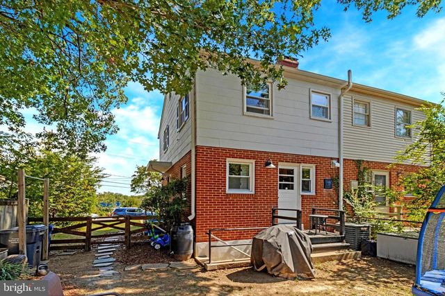 6928 UNIVERSITY DR, Alexandria, VA 22307