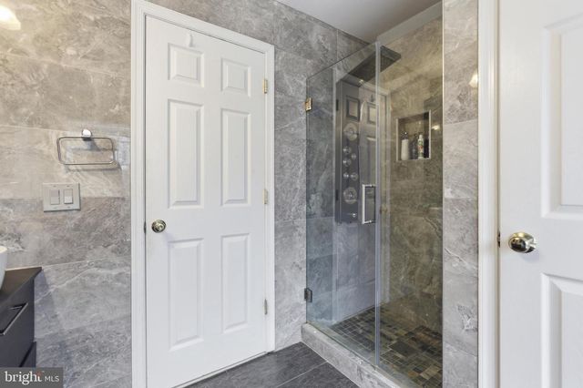 1629 TREETOP VIEW TER, Silver Spring, MD 20904