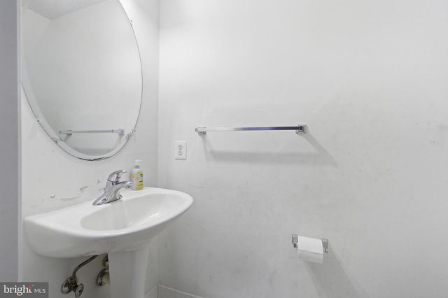 1629 TREETOP VIEW TER, Silver Spring, MD 20904