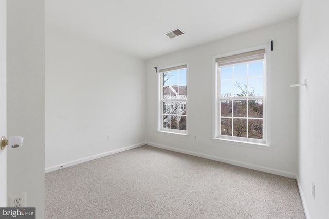 1629 TREETOP VIEW TER, Silver Spring, MD 20904