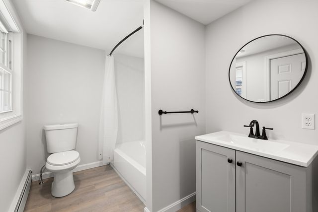 21 Evergreen Street, Dartmouth, MA 02747