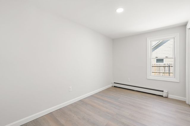 21 Evergreen Street, Dartmouth, MA 02747