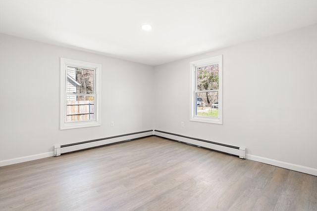 21 Evergreen Street, Dartmouth, MA 02747