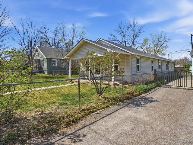 4245 S Clarkson St, Englewood, CO 80113