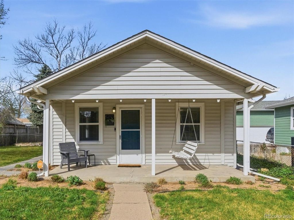 4245 S Clarkson St, Englewood, CO 80113