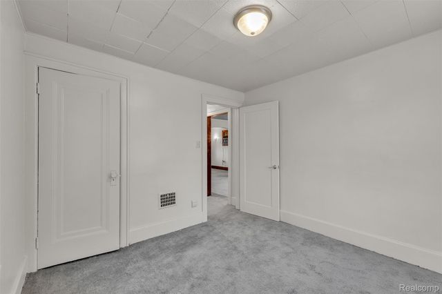 4877 Maynard Street, Detroit, MI 48215