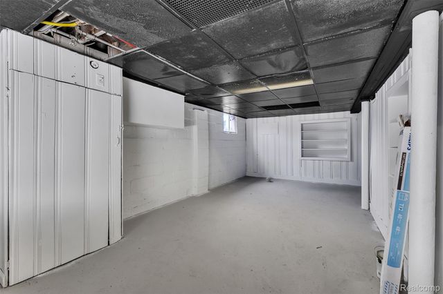 4877 Maynard Street, Detroit, MI 48215