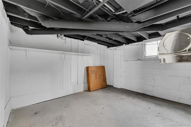 4877 Maynard Street, Detroit, MI 48215