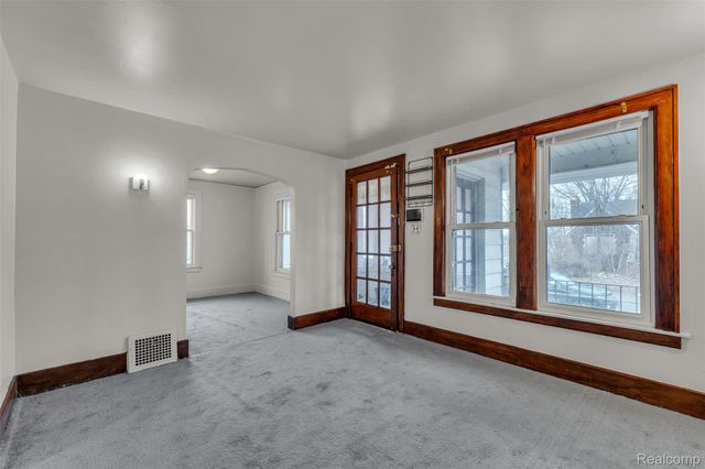 4877 Maynard Street, Detroit, MI 48215