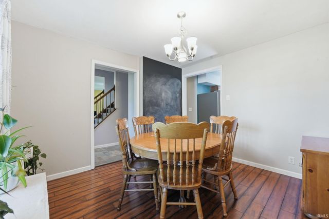 6236 Chaucer Court, South Bend, IN 46614
