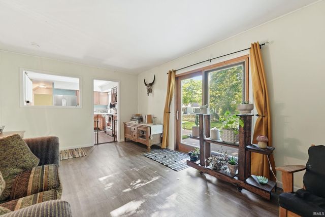 6236 Chaucer Court, South Bend, IN 46614