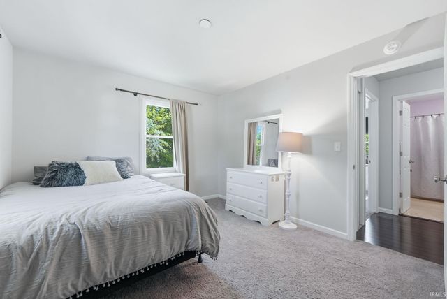 6236 Chaucer Court, South Bend, IN 46614